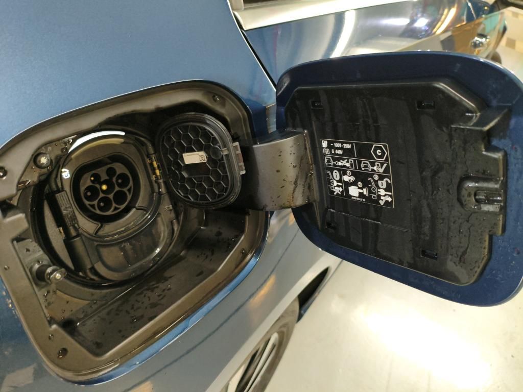 mercedes-benz-classe-a-2022-hibrido-a-gasolina-1332cc