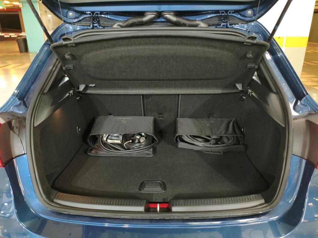mercedes-benz-classe-a-2022-hibrido-a-gasolina-1332cc