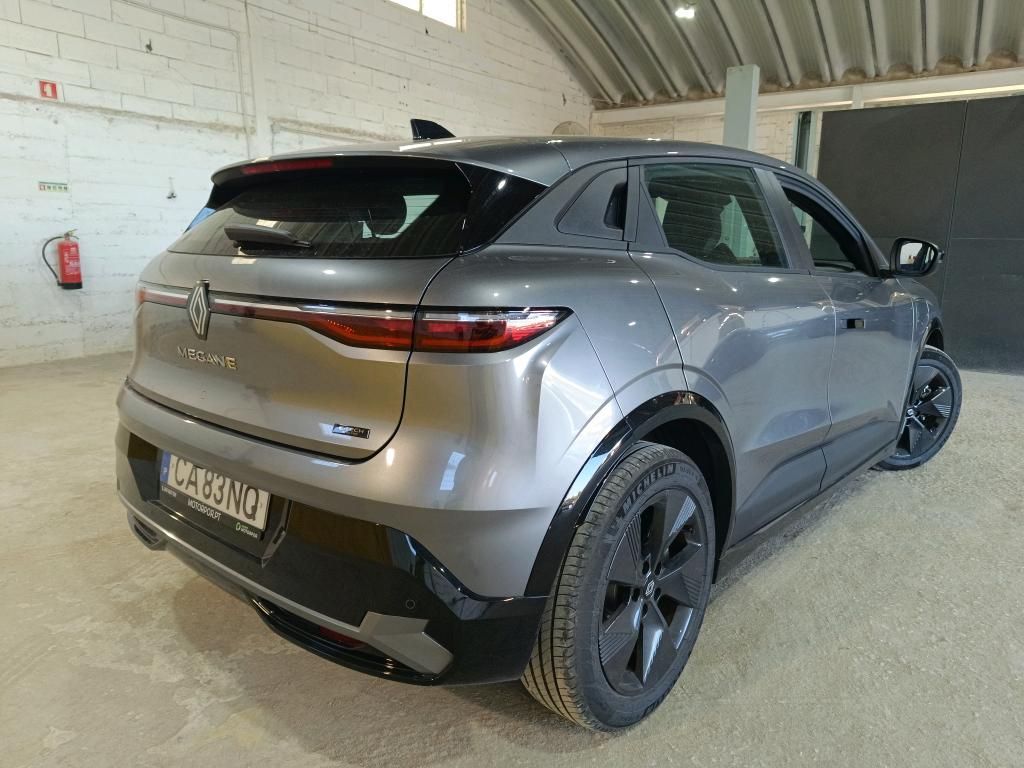 renault-megane-e-tech-2025-eletrico-0cc