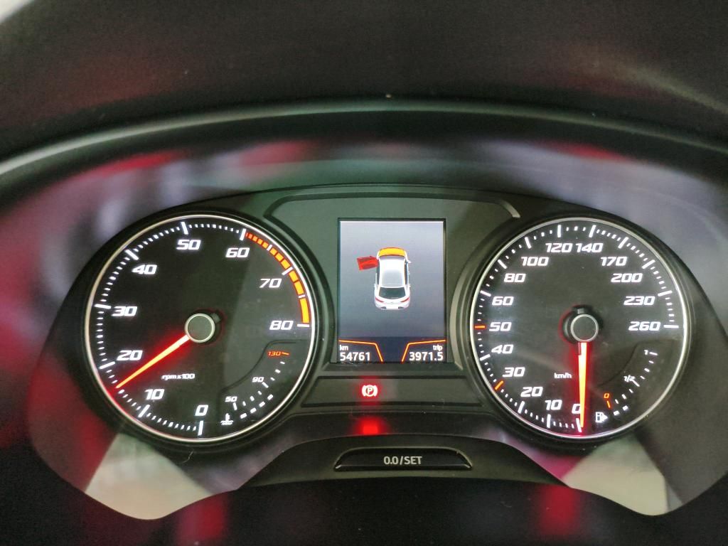 seat-leon-2020-gasolina-999cc