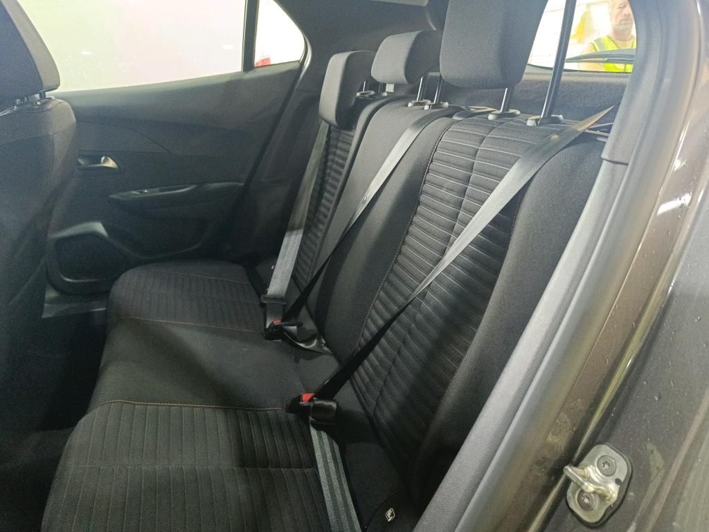 peugeot-2008-2022-diesel-1499cc