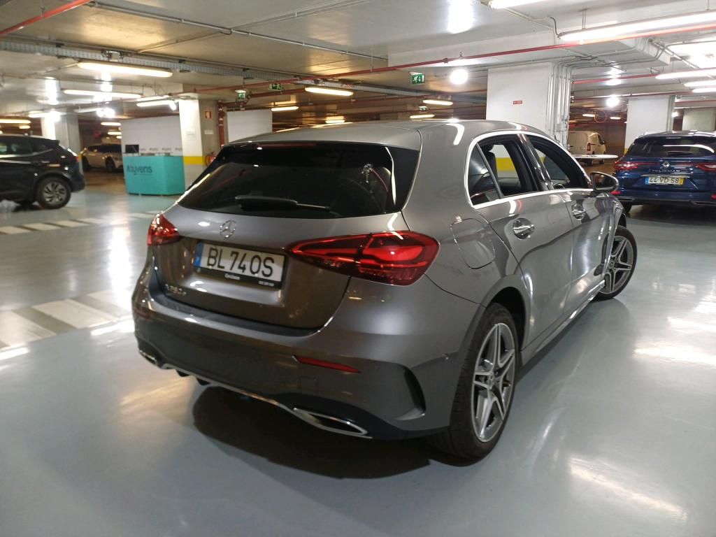 mercedes-benz-classe-a-2024-hibrido-a-gasolina-1332cc