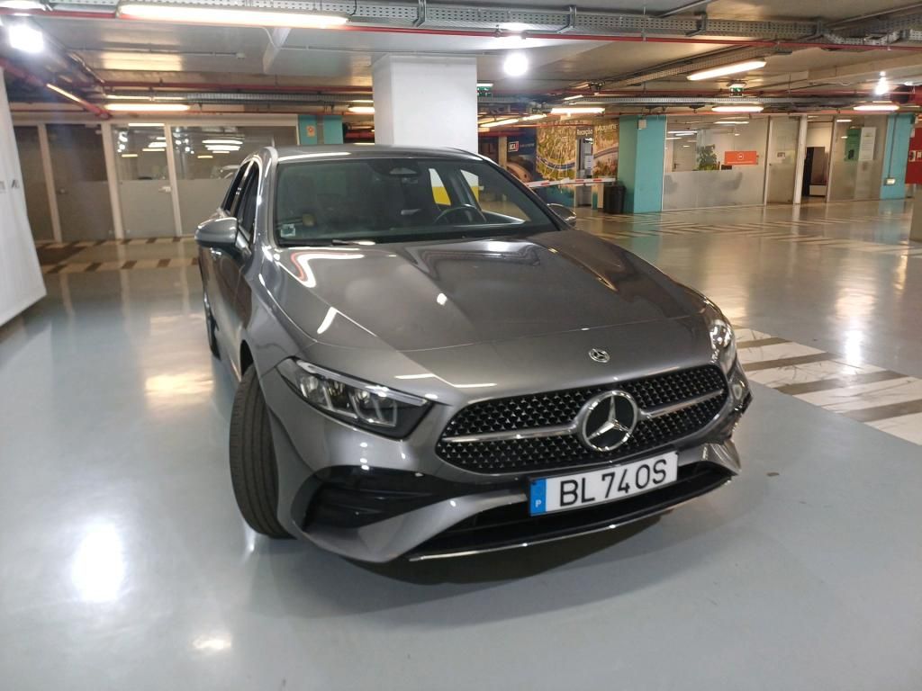 mercedes-benz-classe-a-2024-hibrido-a-gasolina-1332cc