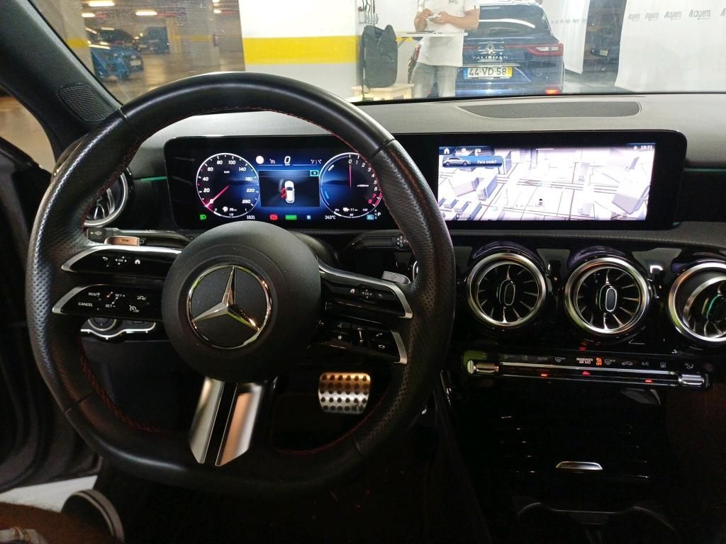 mercedes-benz-classe-a-2024-hibrido-a-gasolina-1332cc
