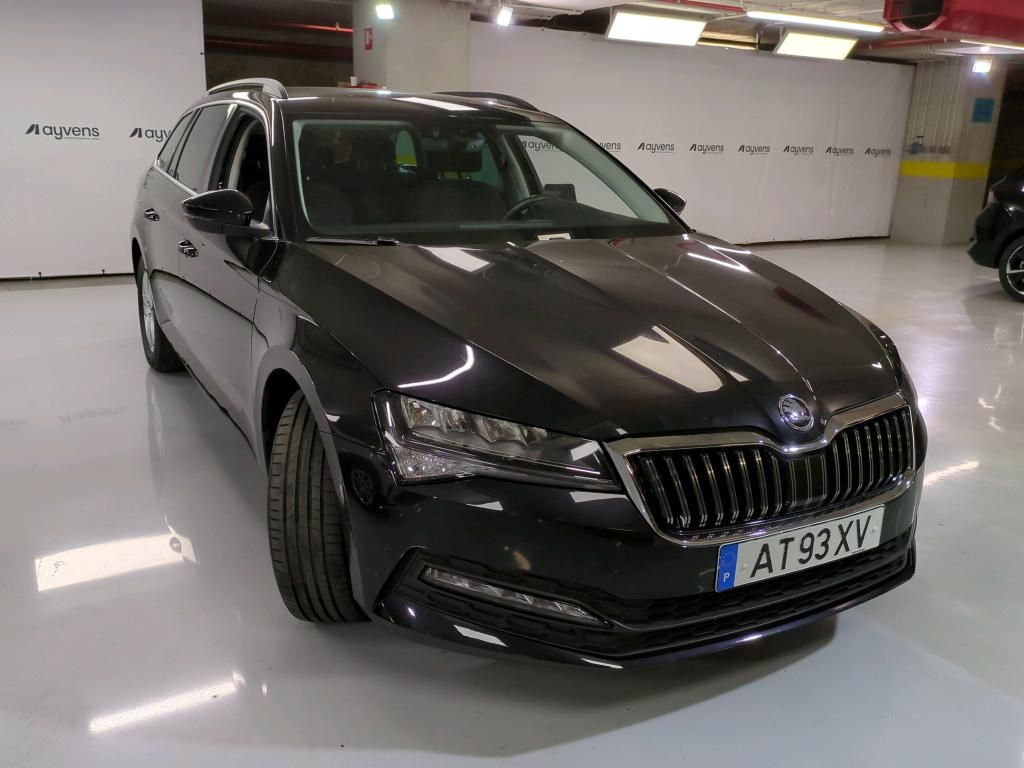 skoda-superb-2022-diesel-1968cc
