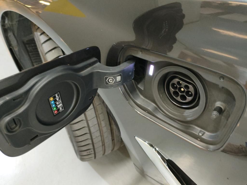 bmw-serie-5-2021-hibrido-a-gasolina-1998cc