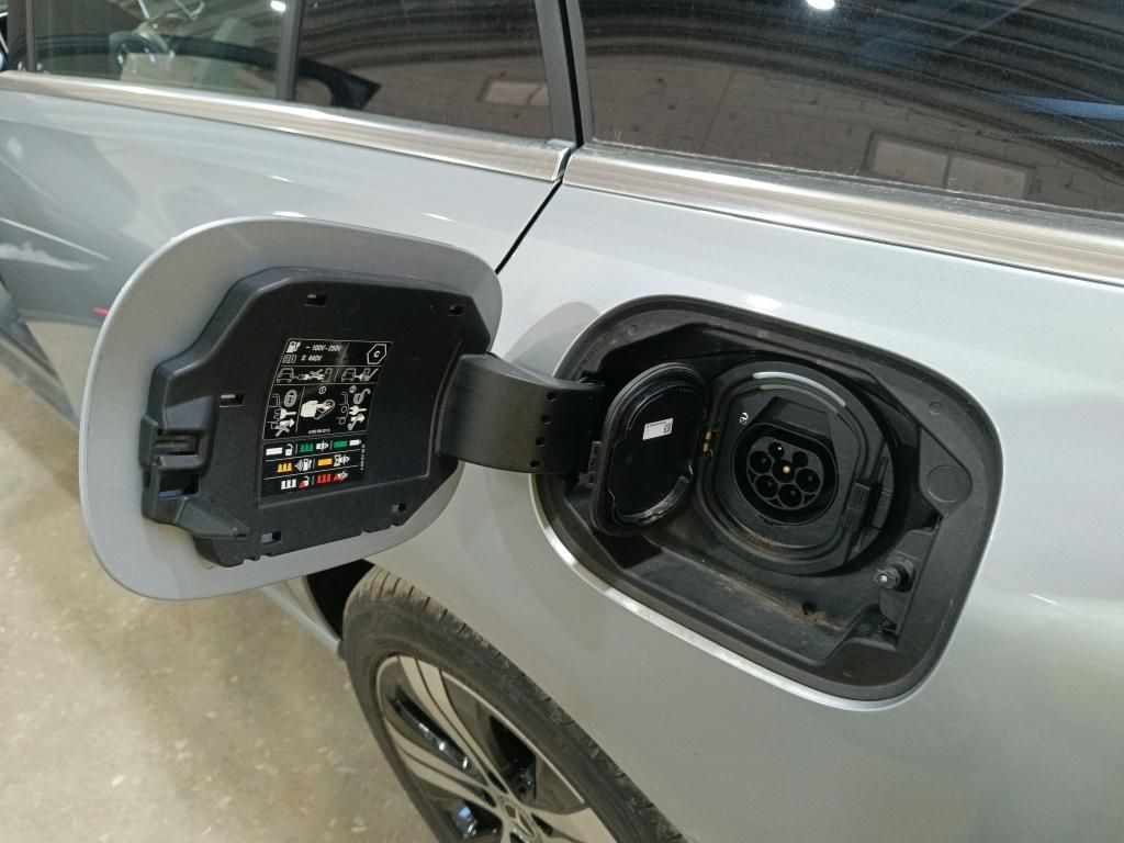 mercedes-benz-classe-c-2022-hibrido-a-gasolina-1999cc