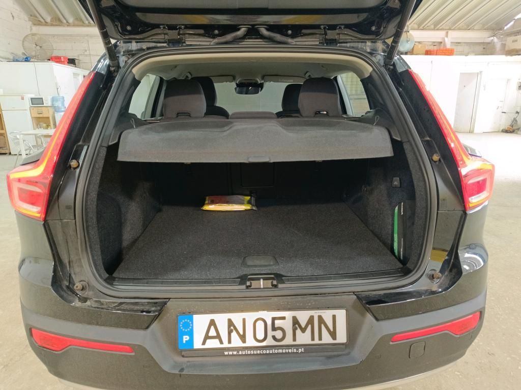 volvo-xc40-2022-hibrido-a-gasolina-1477cc