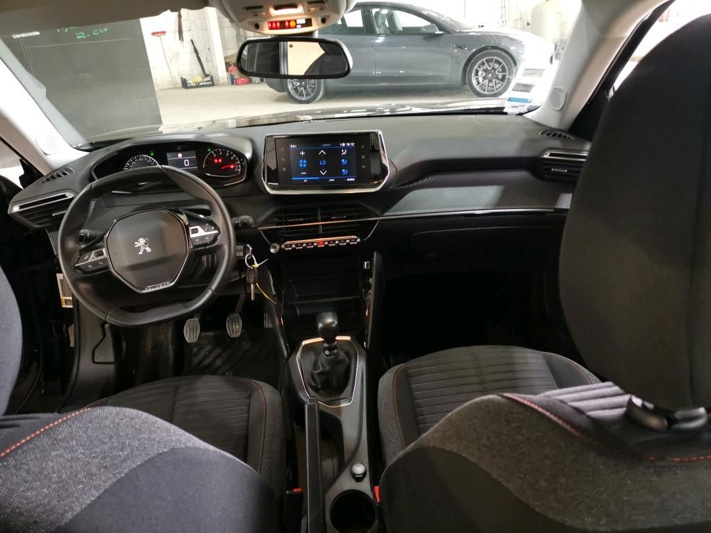 peugeot-2008-2021-diesel-1499cc