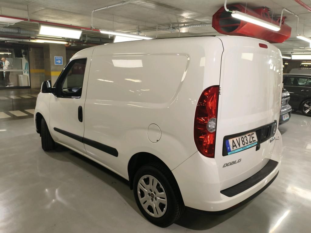 fiat-doblo-2023-diesel-1598cc