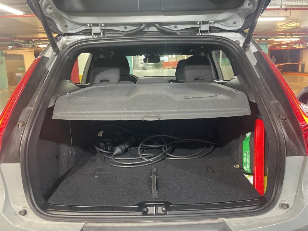 volvo-xc40-2023-eletrico-0cc