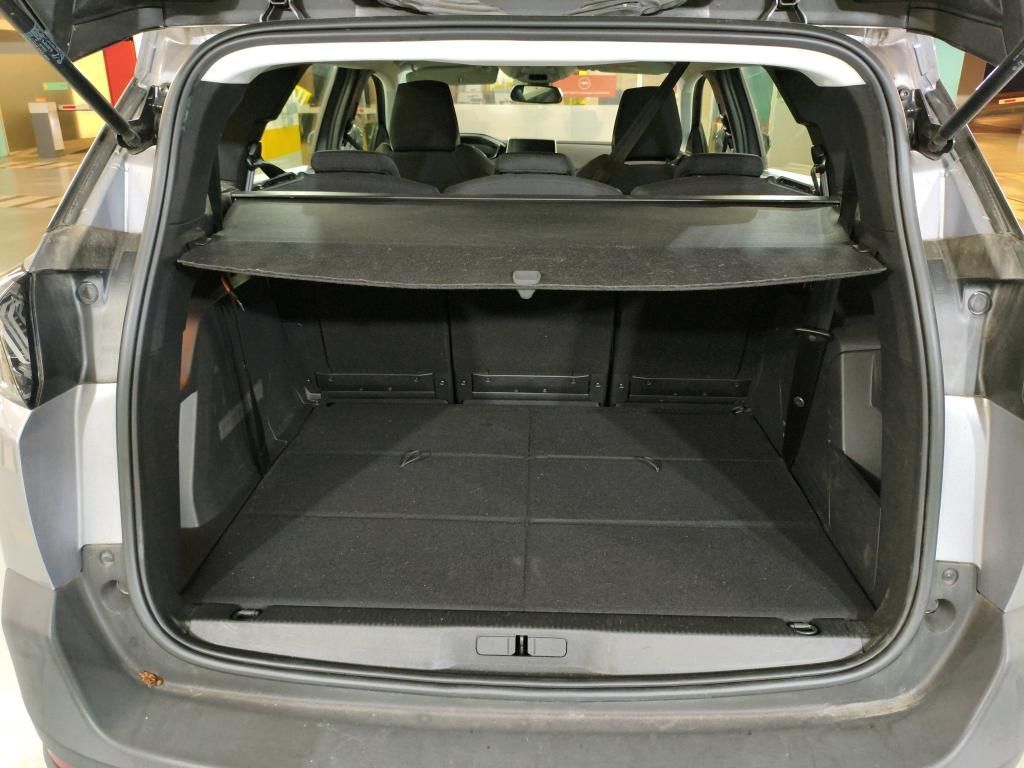 peugeot-5008-2022-diesel-1499cc