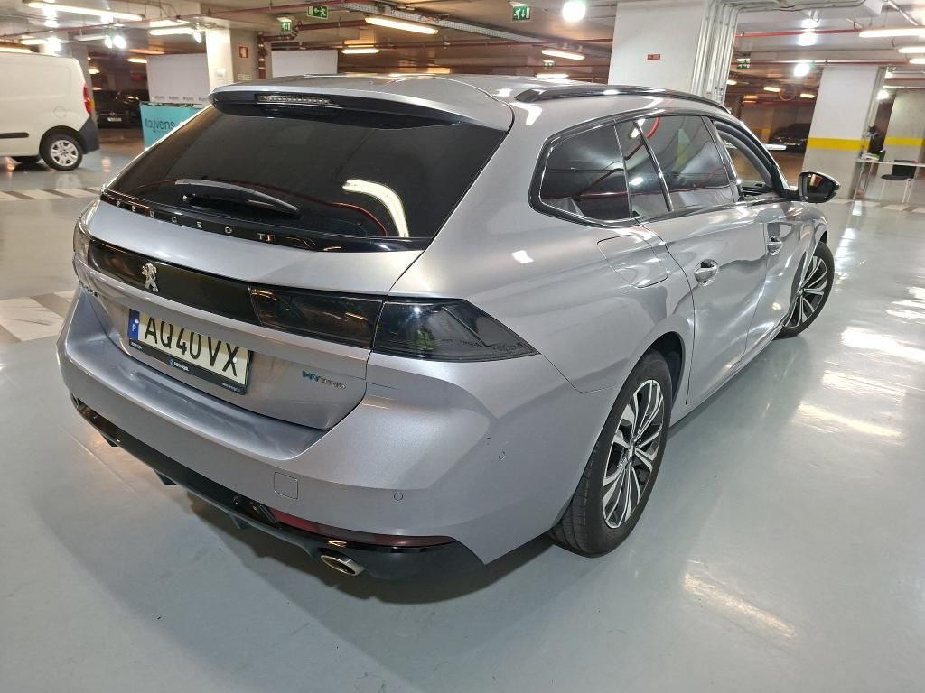 peugeot-508-sw-2022-hibrido-a-gasolina-1598cc