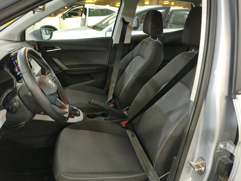 seat-arona-2023-gasolina-999cc
