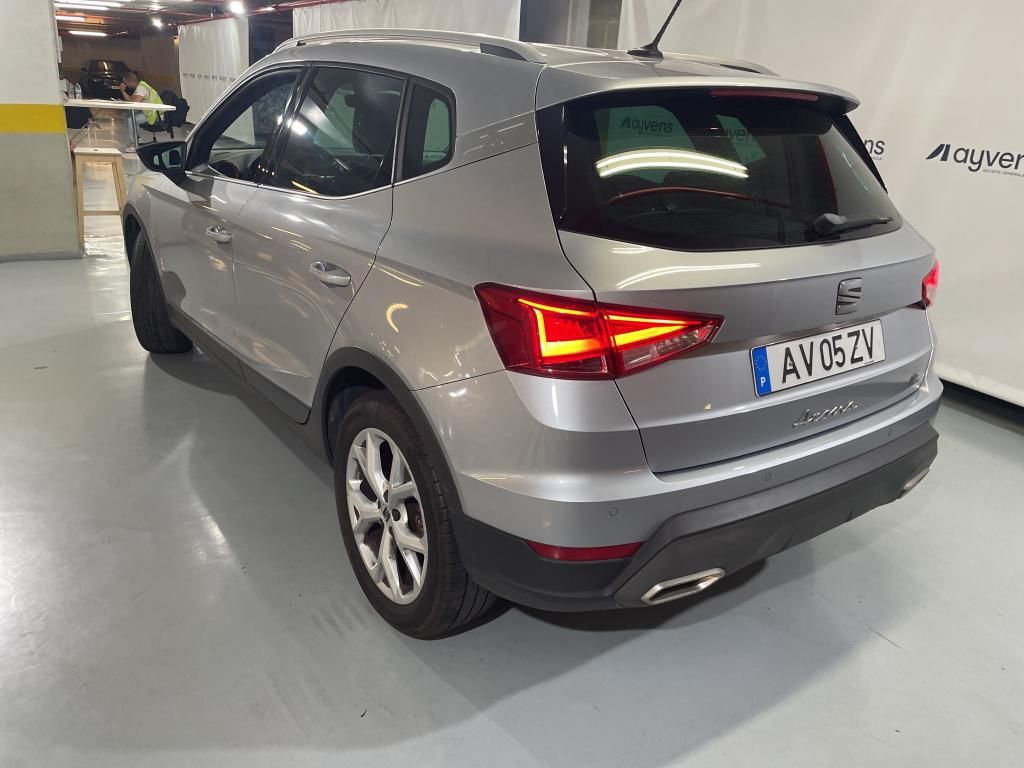 seat-arona-2023-gasolina-999cc
