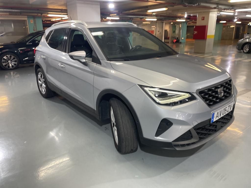 seat-arona-2023-gasolina-999cc