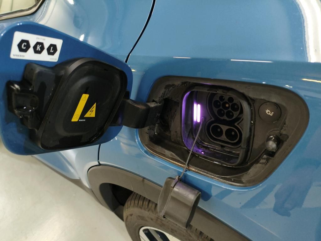 volvo-xc40-2022-eletrico-0cc