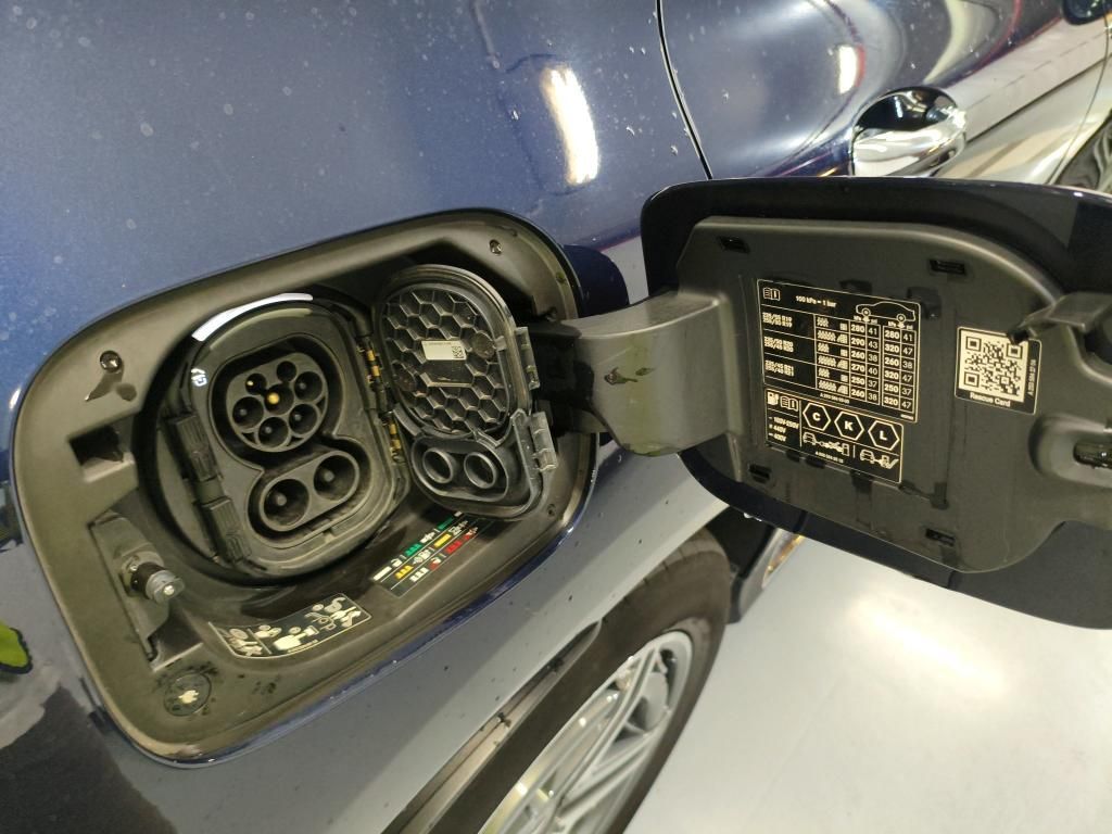 mercedes-benz-eqc-2022-eletrico-0cc