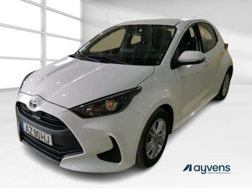 toyota-yaris-2023-hibrido-a-gasolina-1490cc