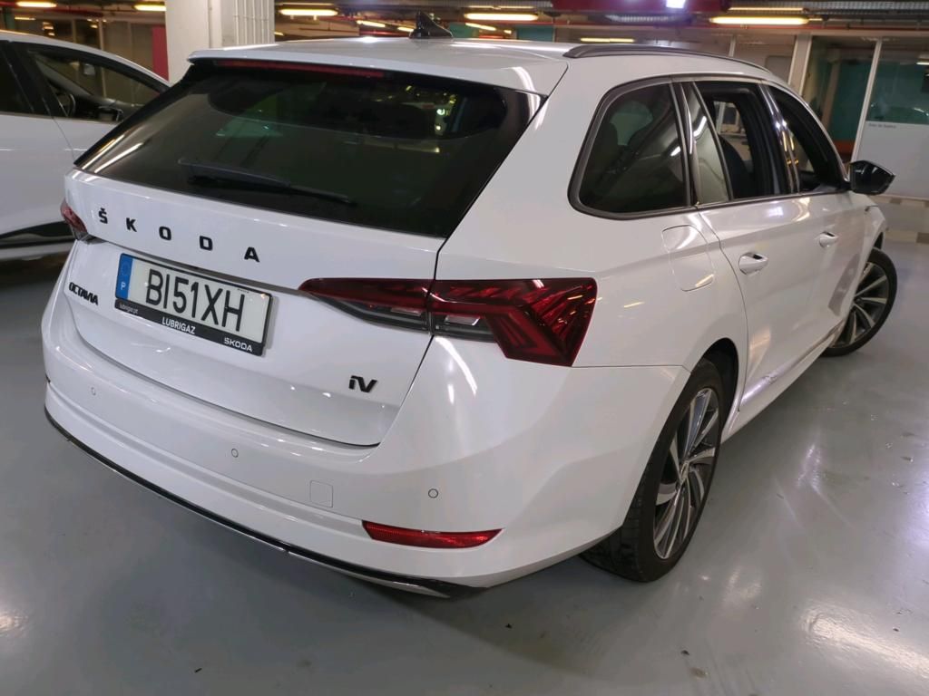 skoda-octavia-break-2024-hibrido-a-gasolina-1395cc