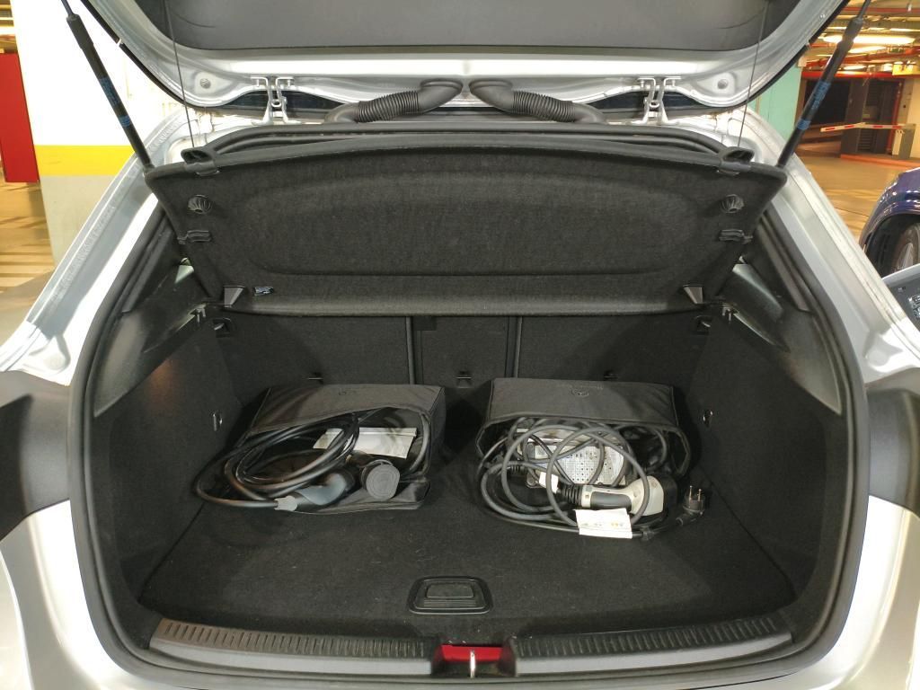 mercedes-benz-classe-a-2022-hibrido-a-gasolina-1332cc