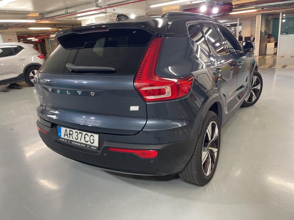 volvo-xc40-2022-hibrido-a-gasolina-1477cc