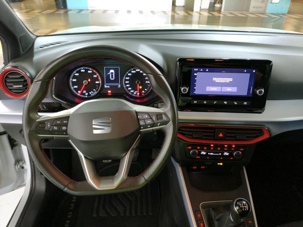 seat-arona-2022-gasolina-999cc
