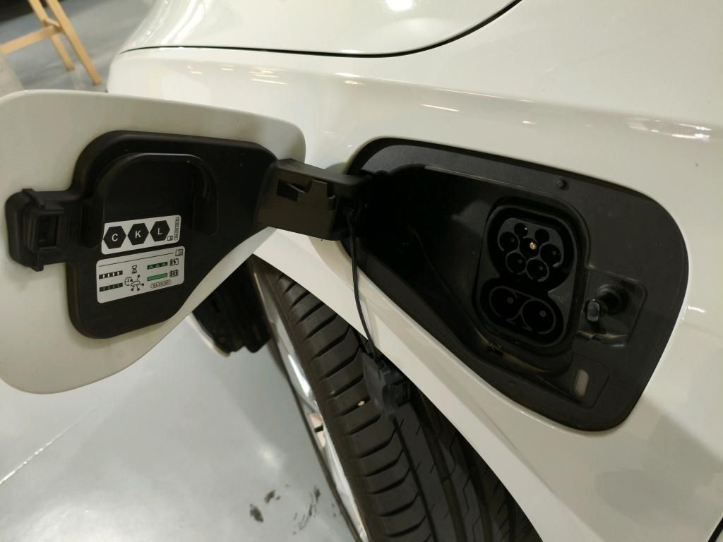 volkswagen-golf-2026-hibrido-a-gasolina-1498cc