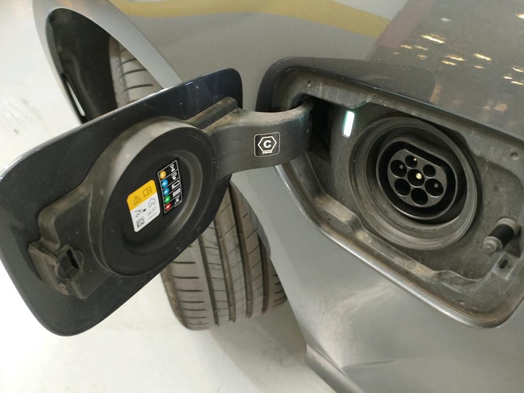 bmw-serie-3-2022-hibrido-a-gasolina-1998cc