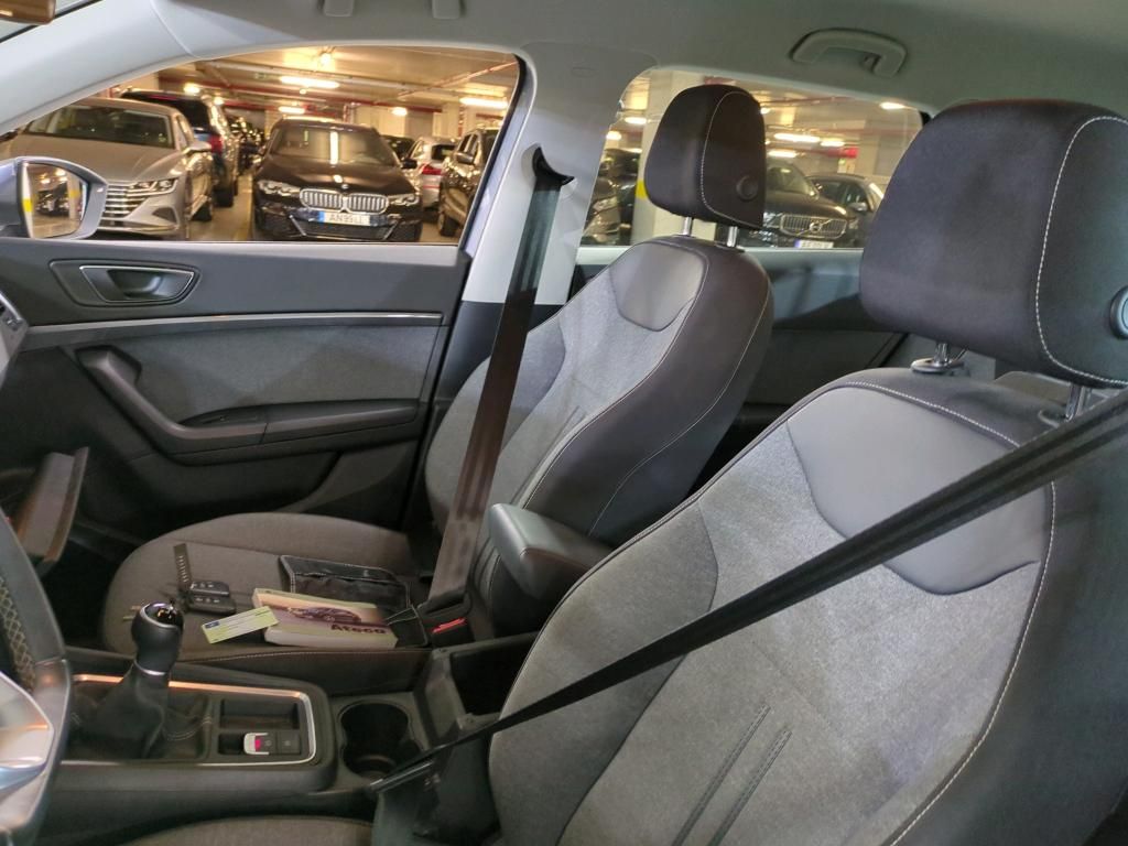 seat-ateca-2023-gasolina-999cc