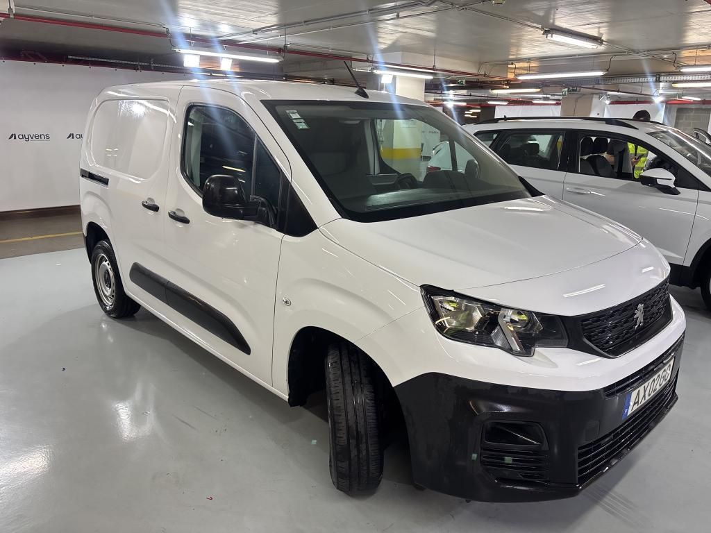 peugeot-partner-2023-diesel-1499cc