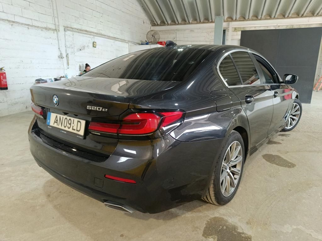 bmw-serie-5-2022-hibrido-a-gasolina-1998cc