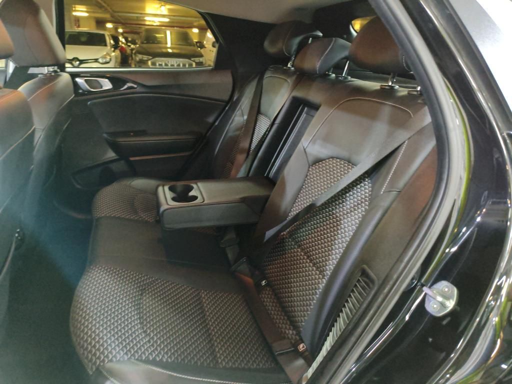 kia-xceed-2022-hibrido-a-gasolina-1580cc