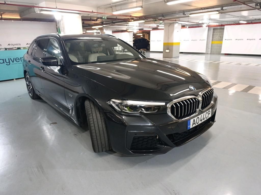 bmw-serie-5-2022-hibrido-a-gasolina-1998cc