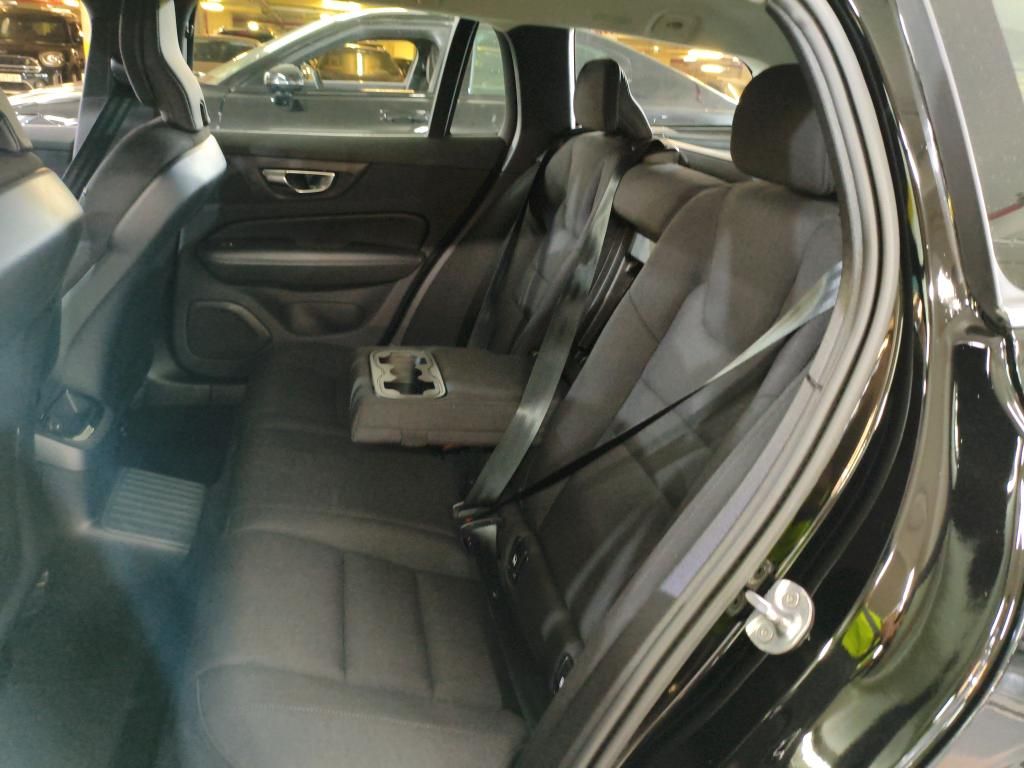 volvo-v60-2022-hibrido-a-gasolina-1969cc