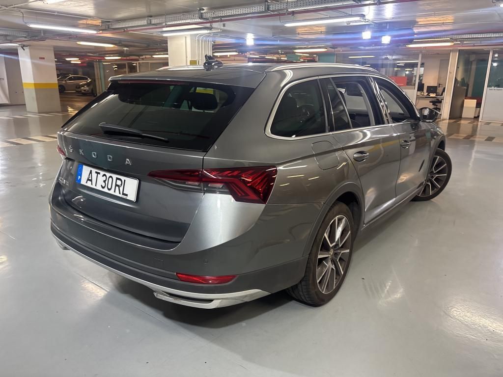 skoda-octavia-break-2022-diesel-1968cc