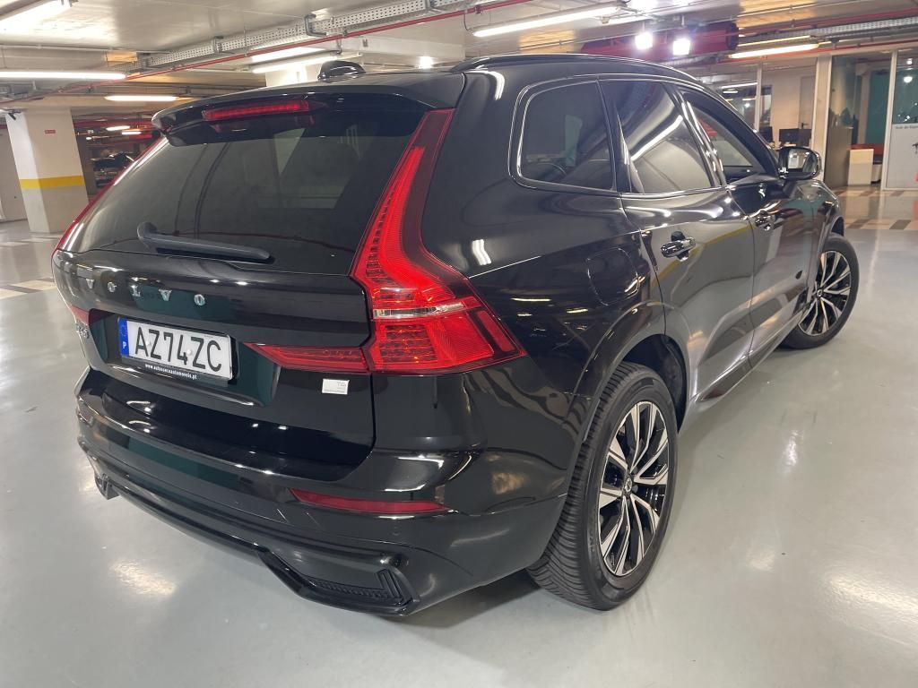 volvo-xc60-2023-hibrido-a-gasolina-1969cc