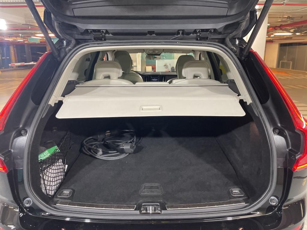 volvo-xc60-2023-hibrido-a-gasolina-1969cc