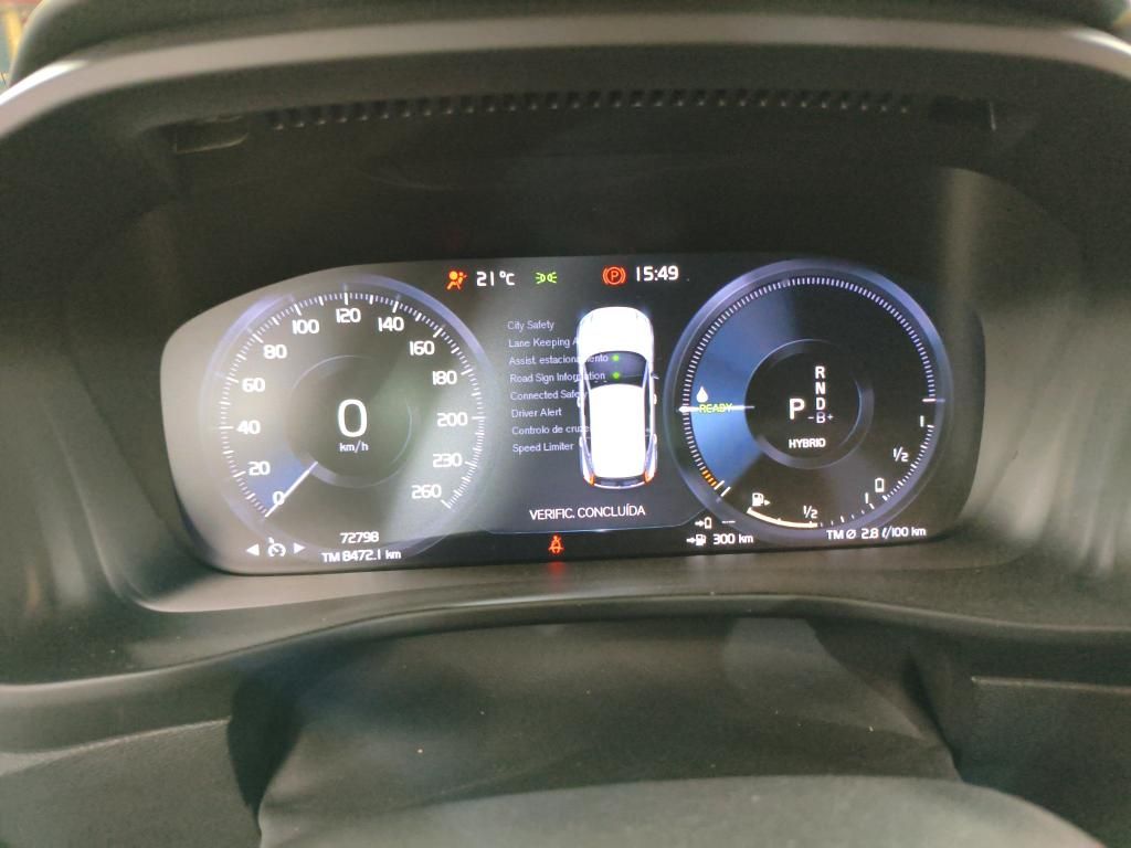 volvo-xc40-2021-hibrido-a-gasolina-1477cc