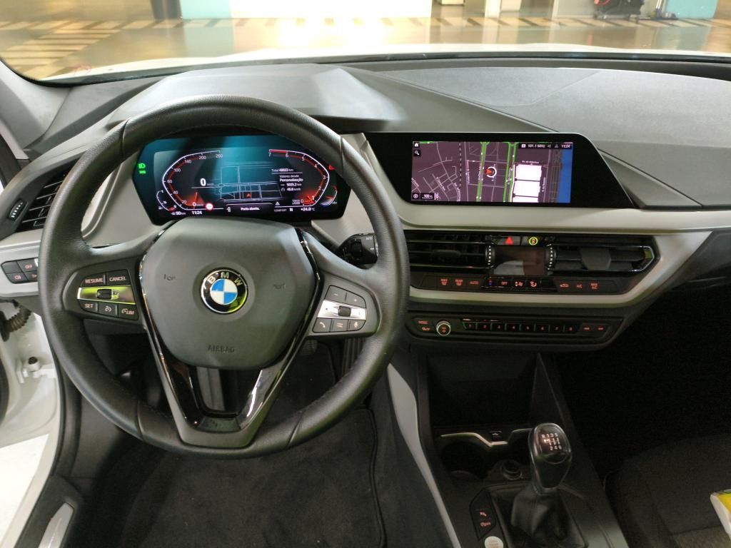 bmw-serie-1-2023-gasolina-1499cc
