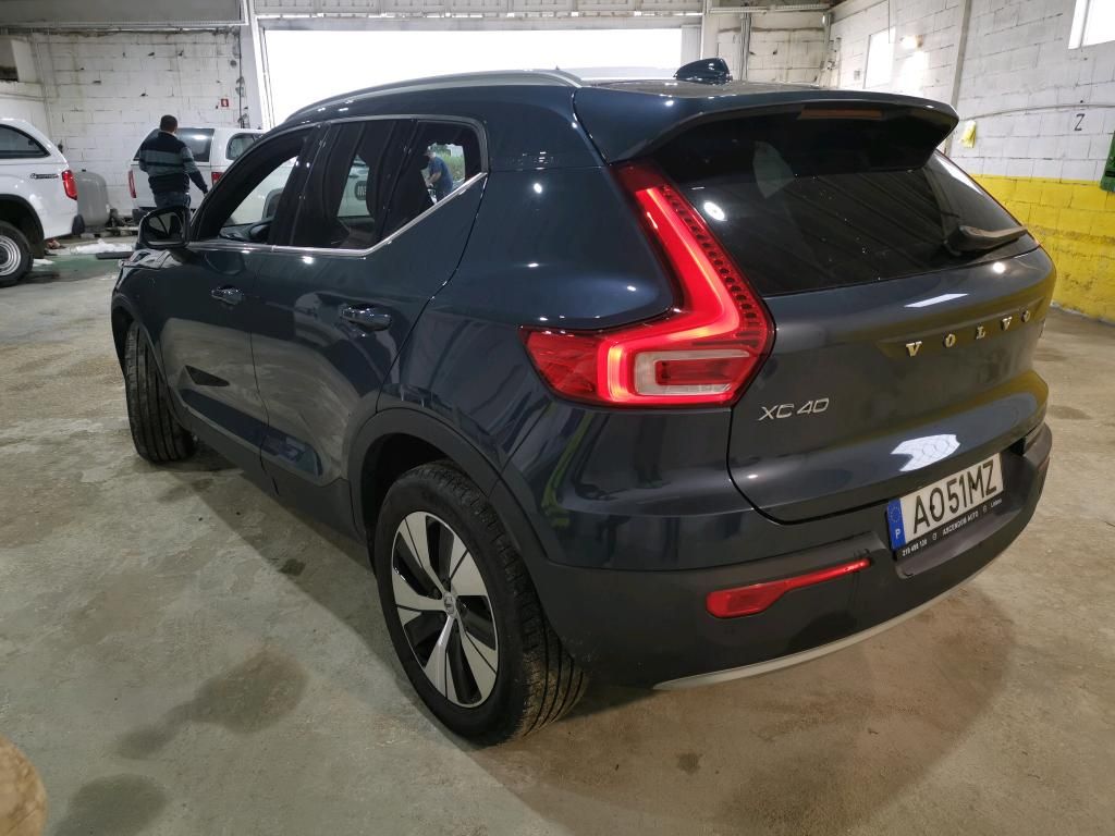 volvo-xc40-2022-hibrido-a-gasolina-1477cc