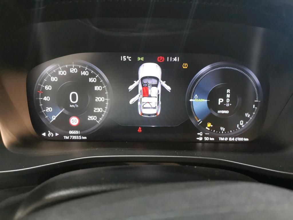volvo-xc40-2022-hibrido-a-gasolina-1477cc