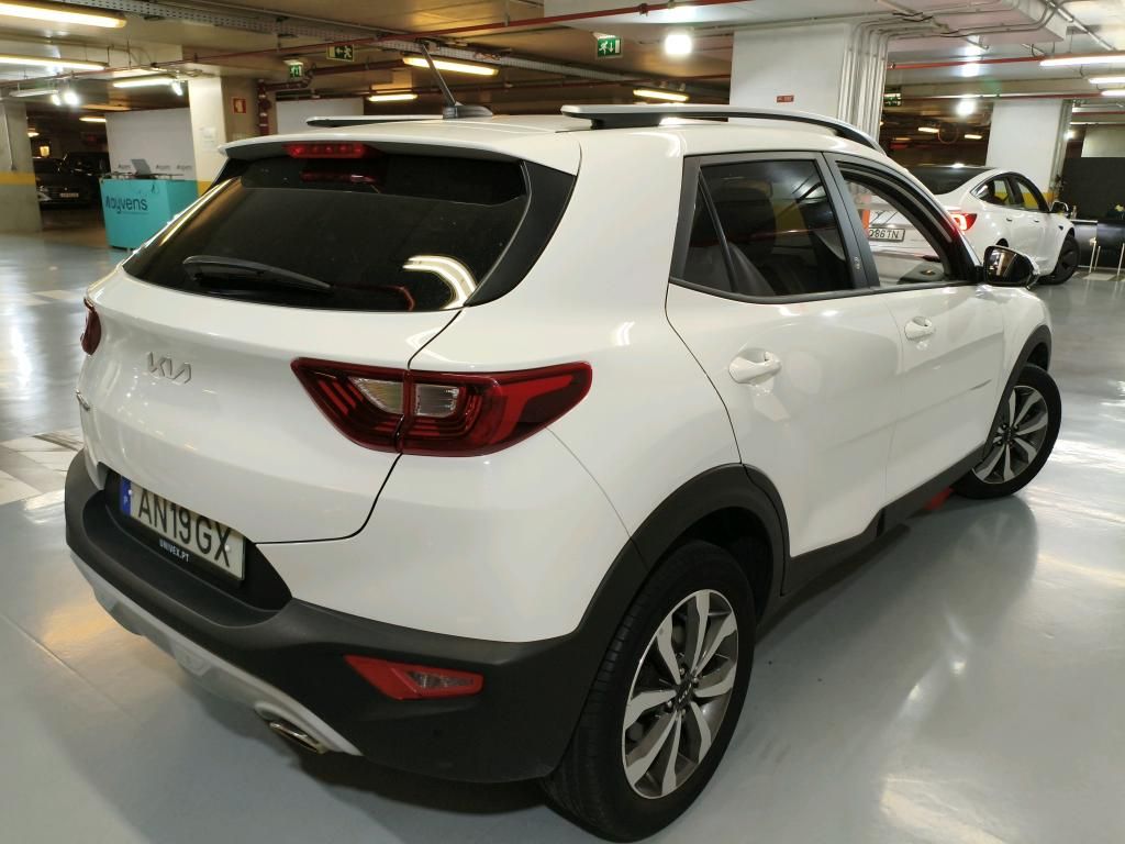 kia-stonic-2022-gasolina-998cc