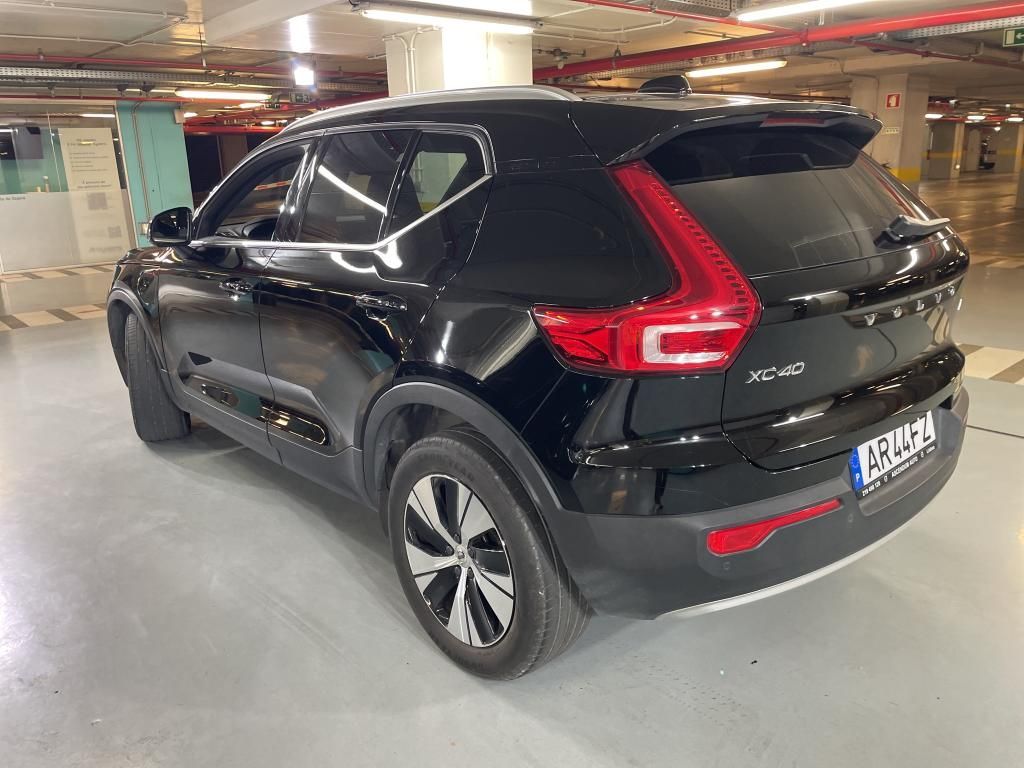 volvo-xc40-2022-hibrido-a-gasolina-1477cc