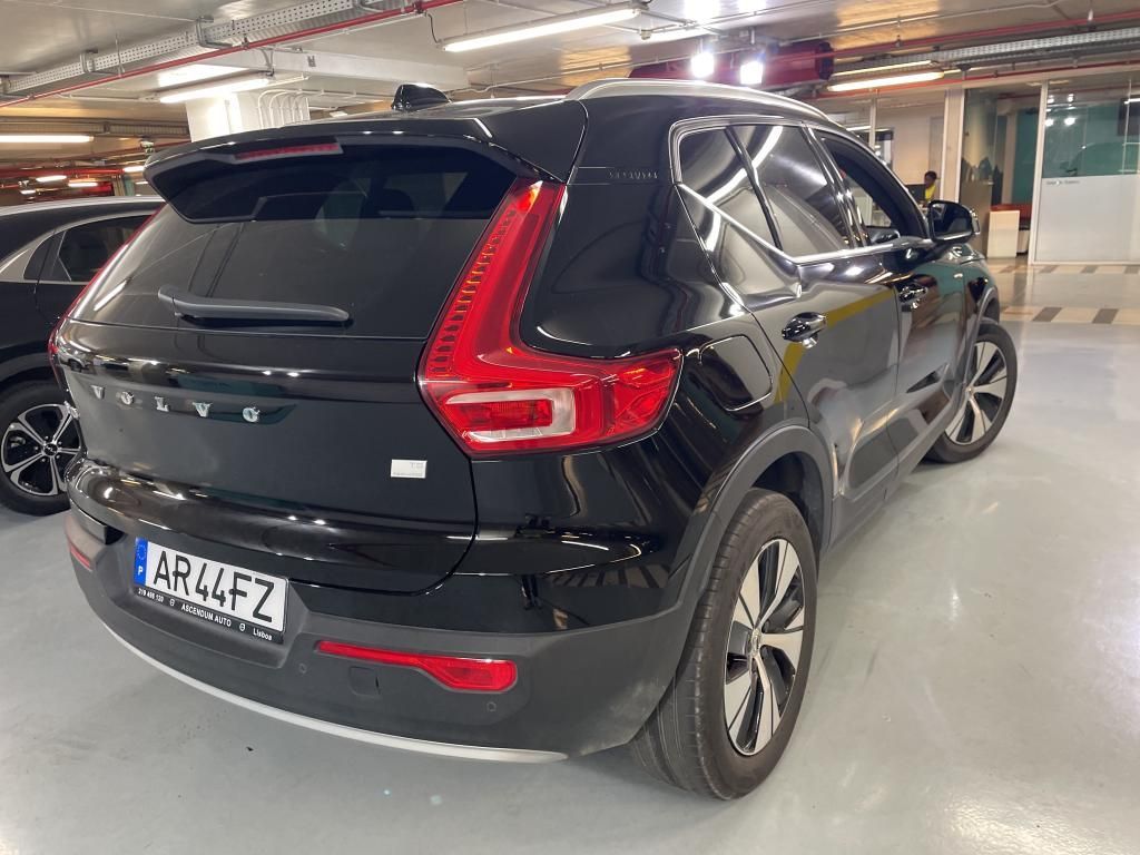 volvo-xc40-2022-hibrido-a-gasolina-1477cc