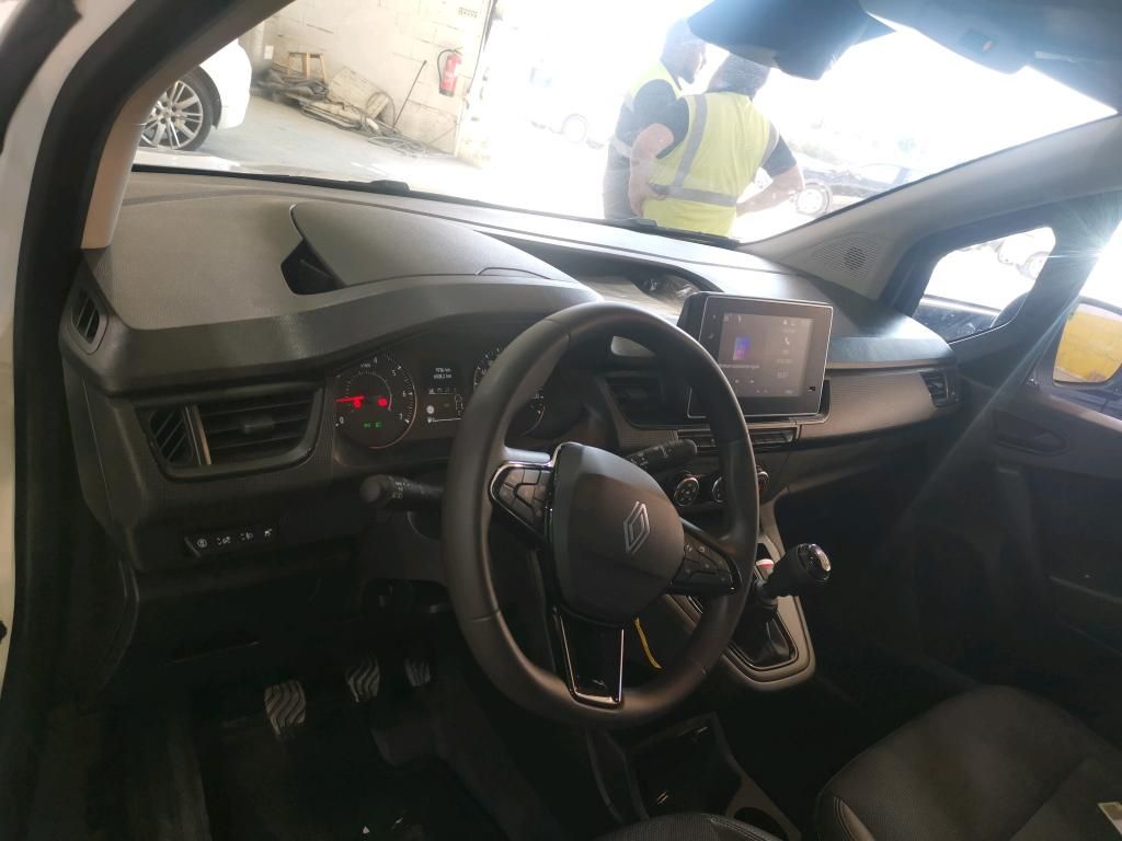 renault-kangoo-2024-diesel-1461cc