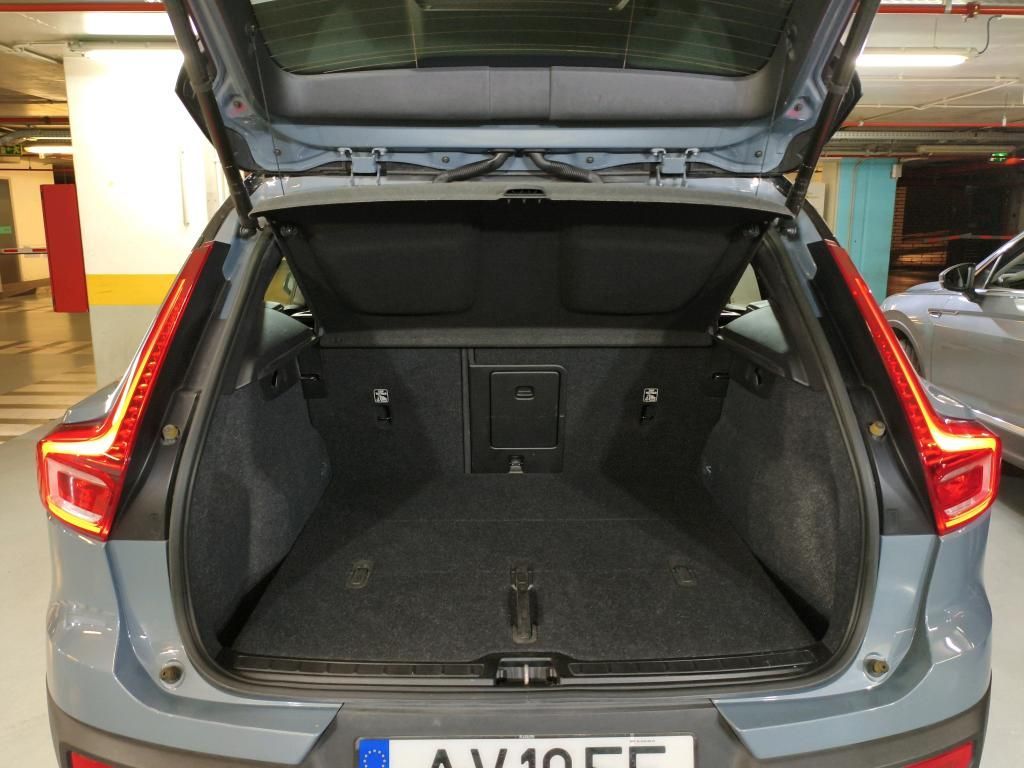 volvo-xc40-2022-eletrico-0cc