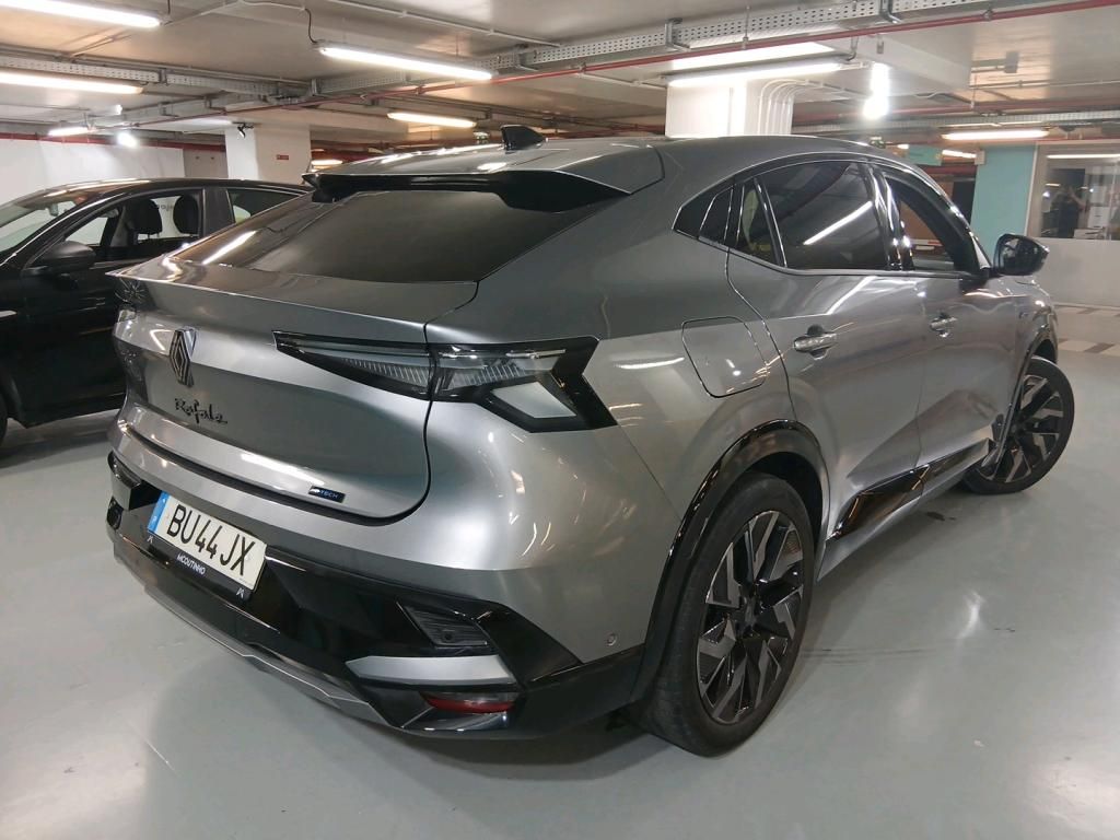 renault-rafale-2025-hibrido-a-gasolina-1199cc