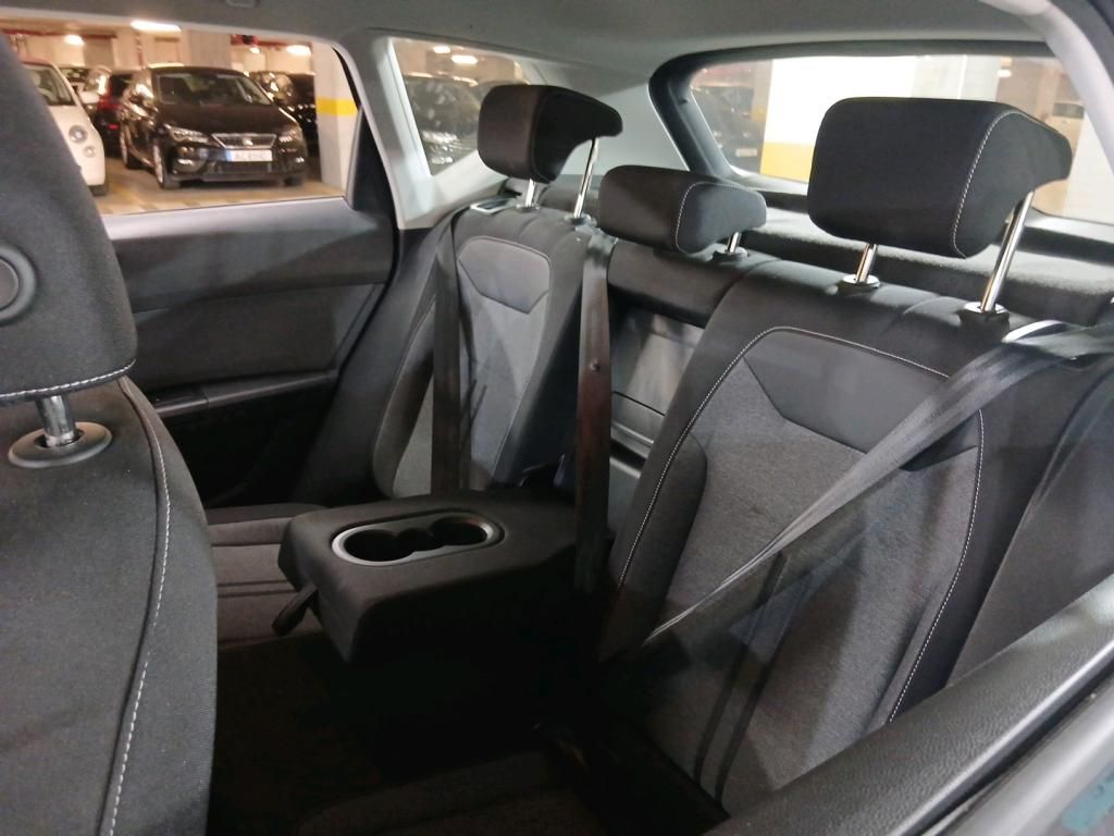 seat-ateca-2023-gasolina-999cc