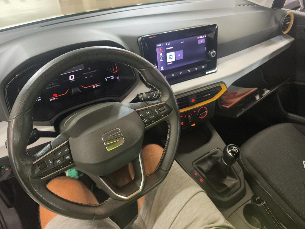 seat-ibiza-2023-gasolina-999cc